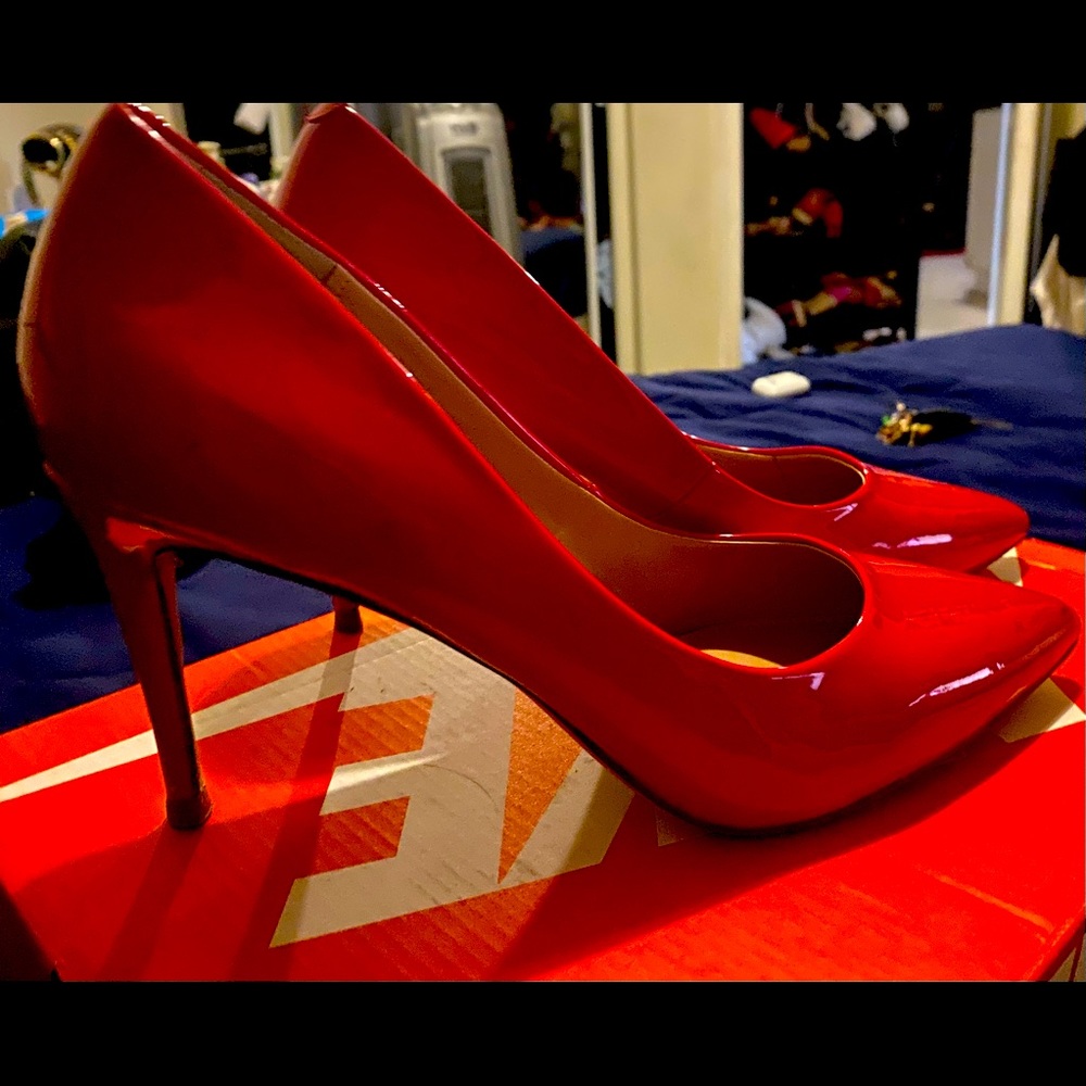 Steve Madden red heels